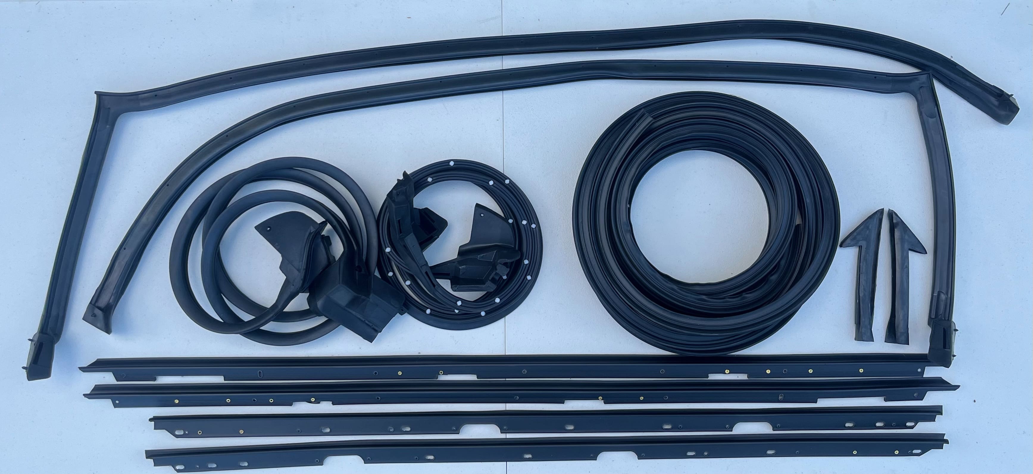 82-92 Camaro/Firebird weatherstrip set (hardtop cars)