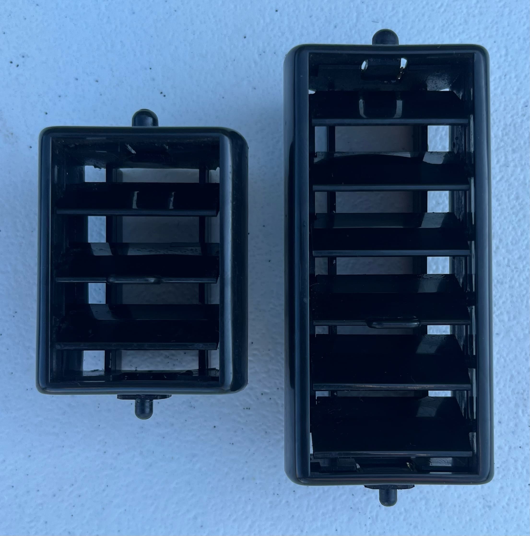 82-92 Camaro side dash vents