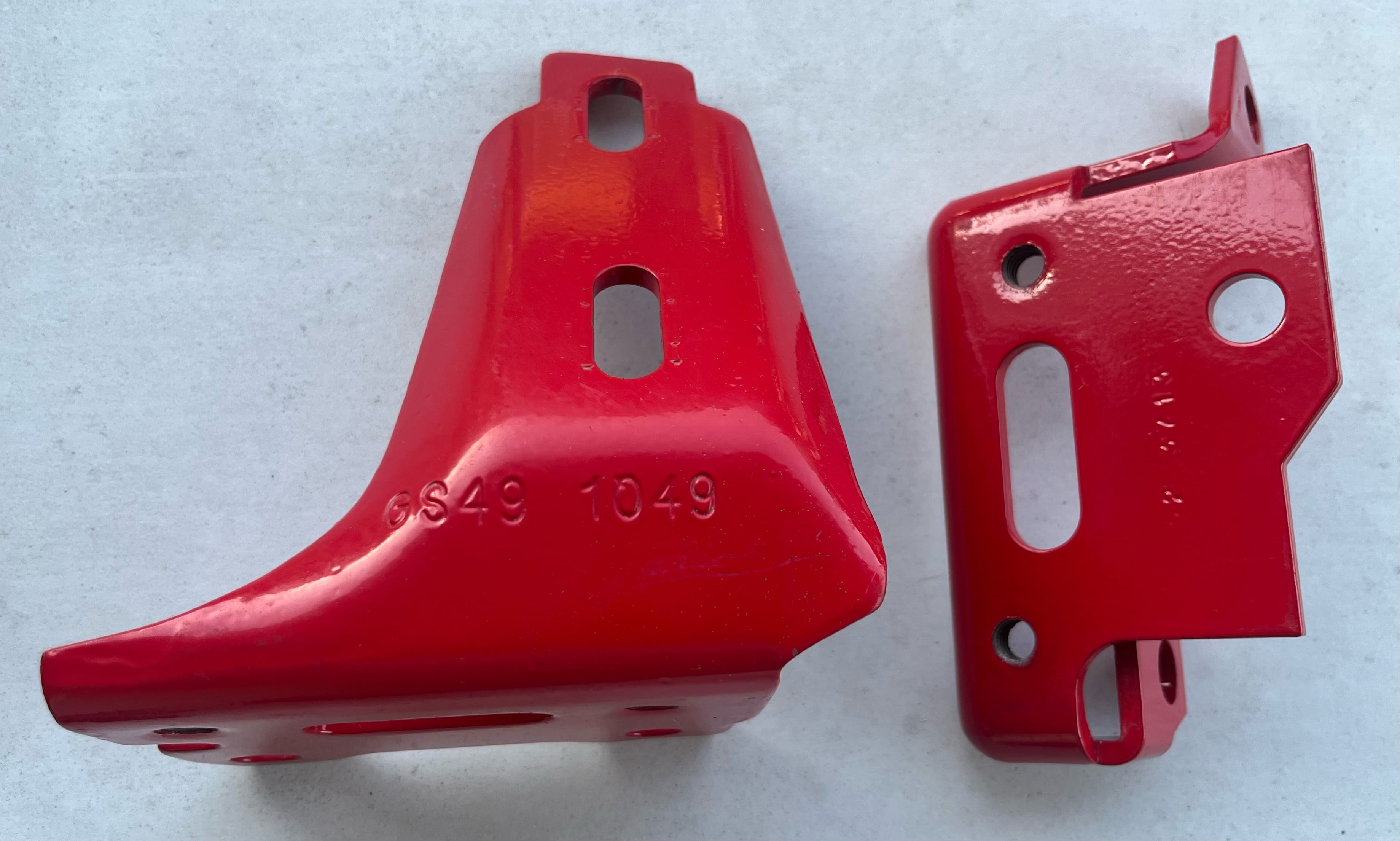 82-92 Camaro/Firebird front sway bar mounts (Red powdercoat)